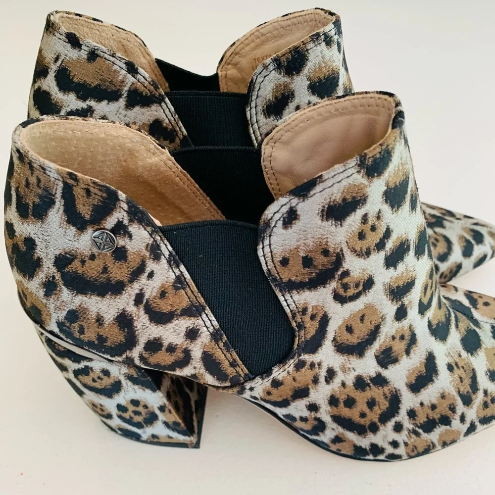 Antonio Melani Maxine Leopard Block Heel Booties
